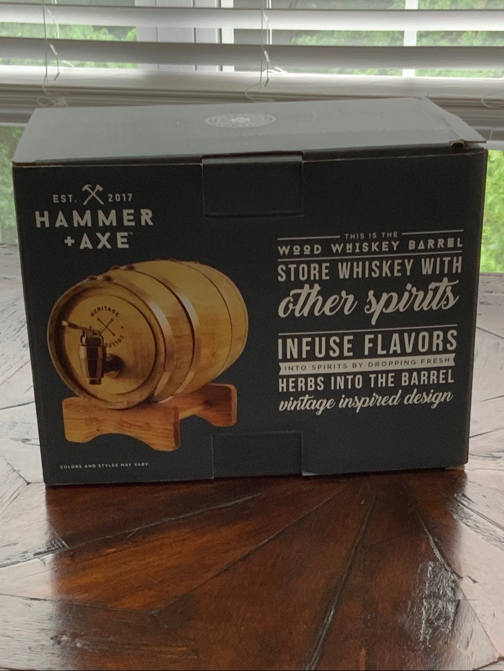 Wooden Whiskey Barrel Infuser - Natural Wood & Black Tap